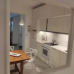 White Cycladic Town House With Sea Vew Hébergement de vacances *
