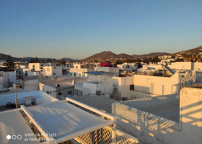 White Cycladic Town House With Sea Vew パロス島