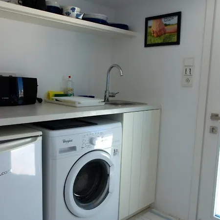 White Cycladic Town House With Sea Vew Prázdninový dům Páros